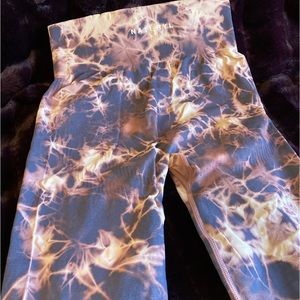 Naturyl by Niykee Veronica Leggings
